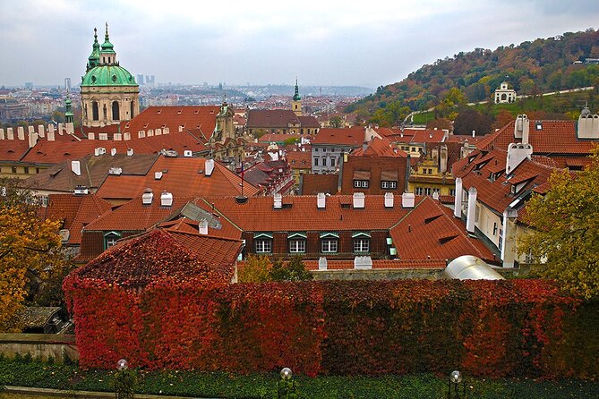 Walking through ages: 11th to 21st century, Prague flavoured - Charles Bridge: Prague’s best-known crossing