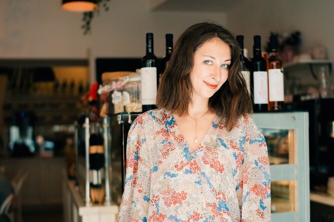 Wine Tasting and History Prague - One hour of Old Town stories on foot